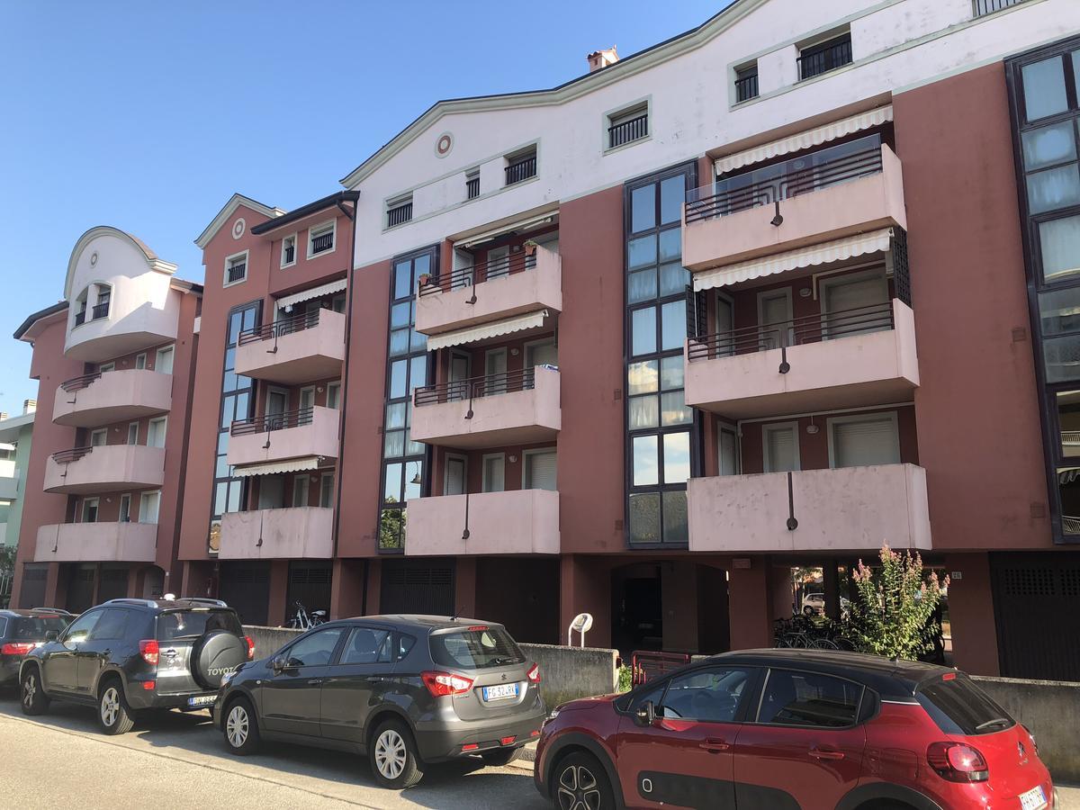 Residence Viale Del Sole Градо Экстерьер фото