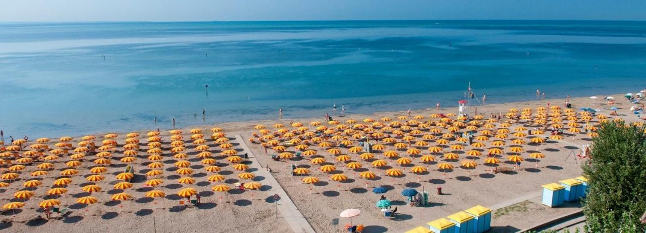 Residence Viale Del Sole Градо Экстерьер фото